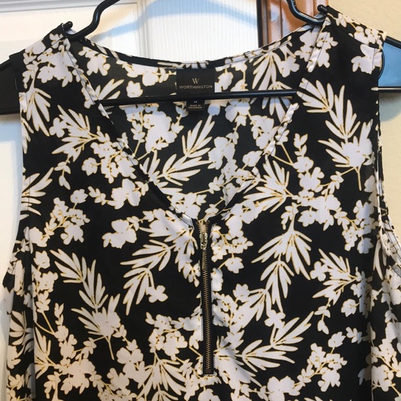 ⚡️POWER TOP ALERT⚡️ - Picture 3 of 4